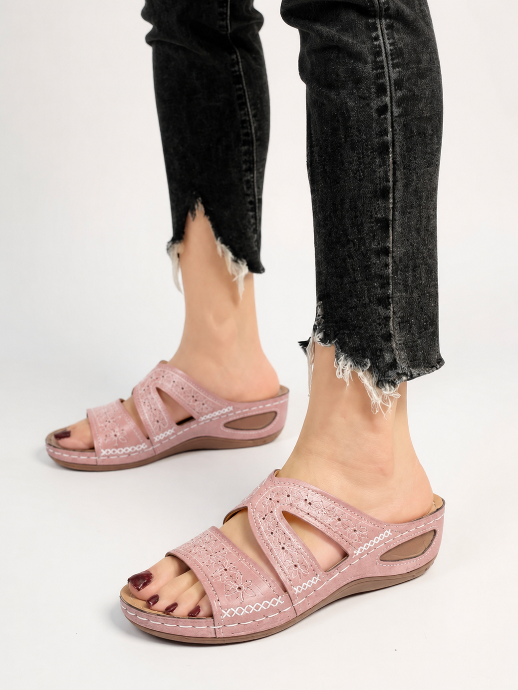 Isla | Women's Casual Slide Sandals with Cutout Detail
