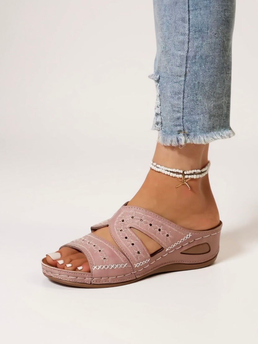 Isla | Women's Casual Slide Sandals with Cutout Detail