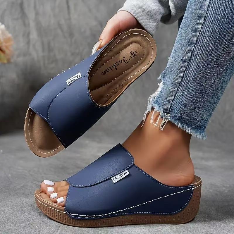 Sienna | Women's Supportive Beach Slide Sandals