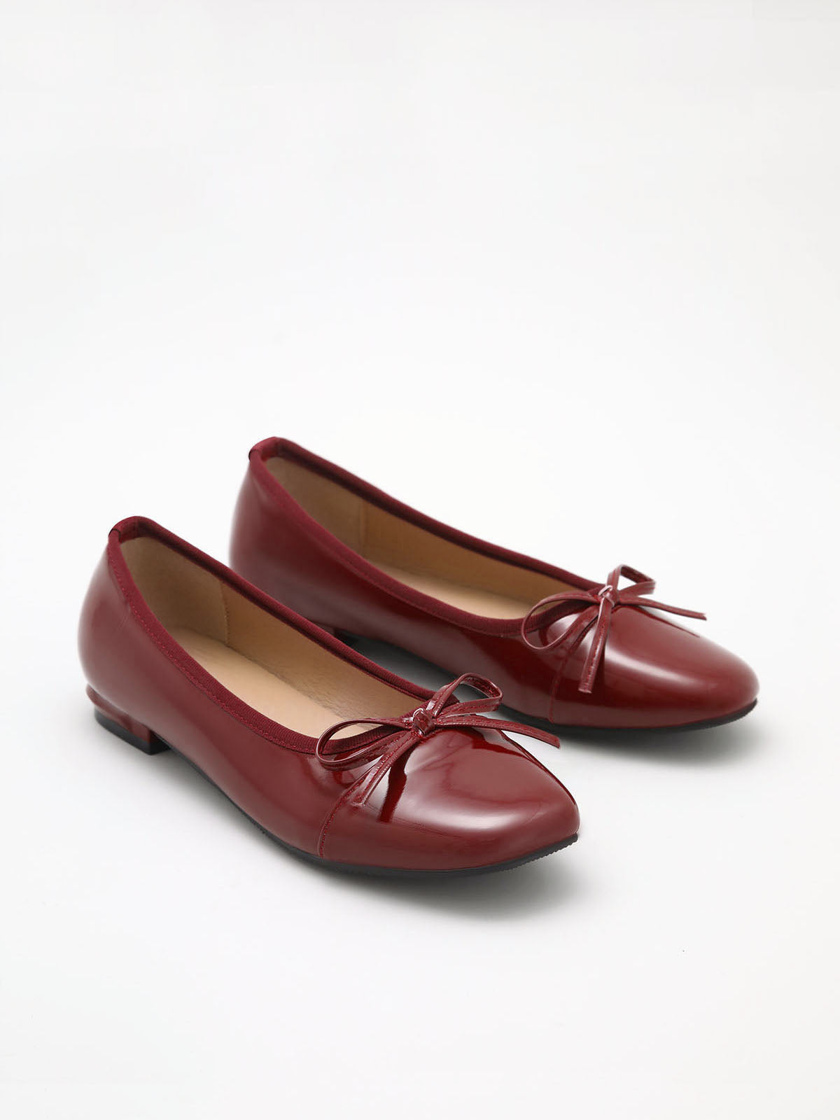 Anwen - Women's Classic Patent Leather Mary Janes