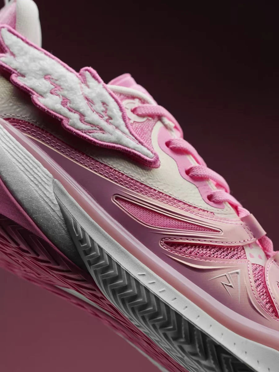 Astrid - Women's Winged Basketball Sneakers