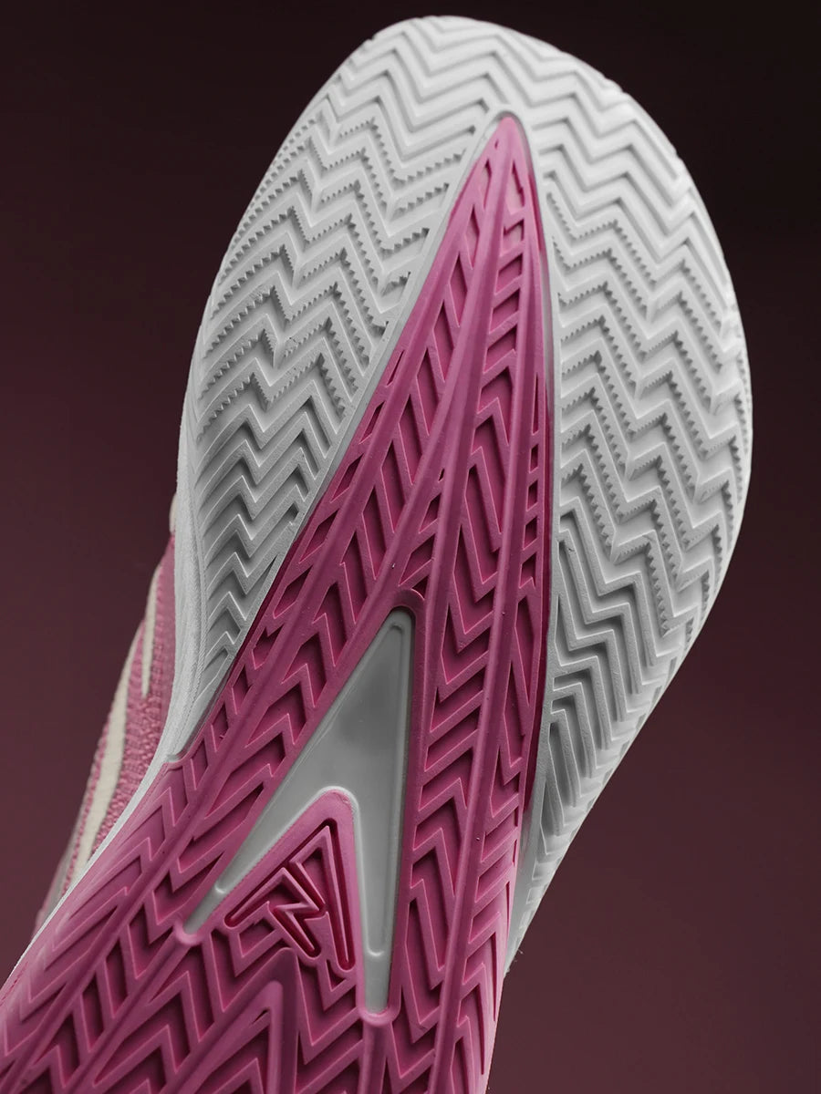 Astrid - Women's Winged Basketball Sneakers
