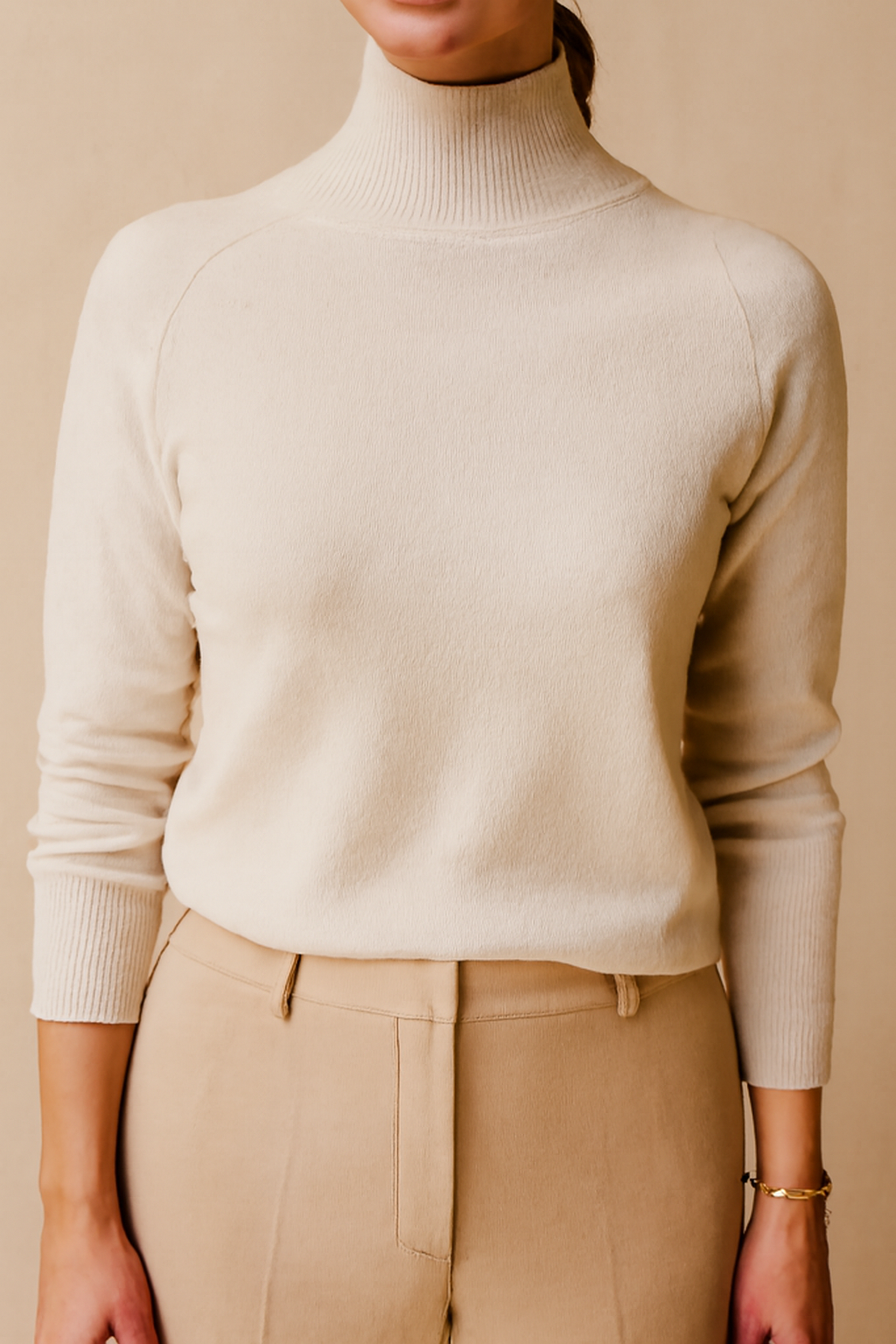 Aurelia - Women's Classic Turtle Neck Sweater