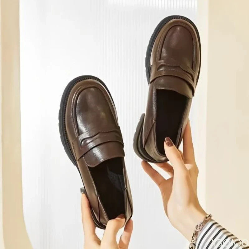 Carys | Women's Classic Platform Mary Janes