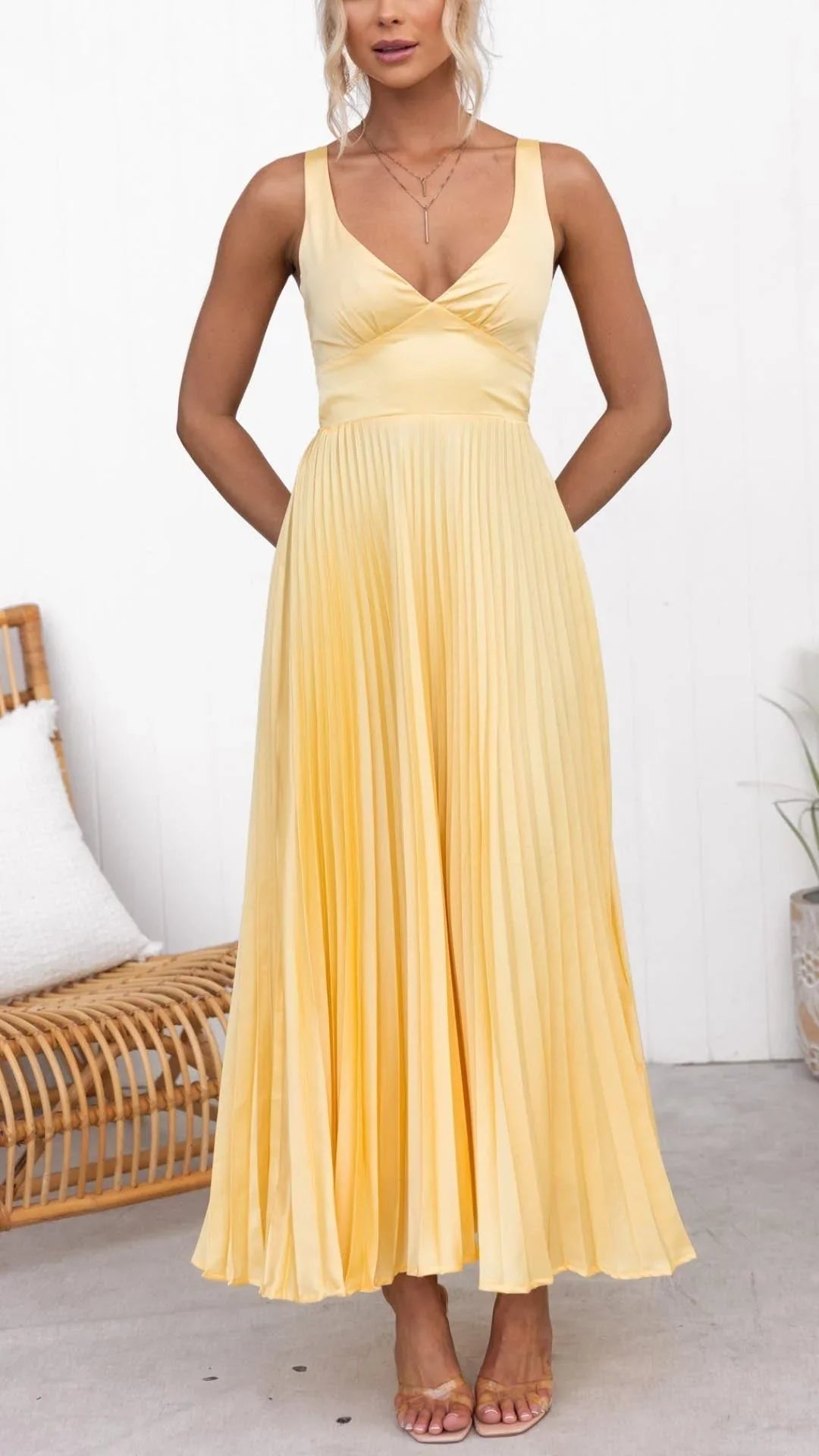 Elodie | Women's Pleated Maxi Sundress with Open Back