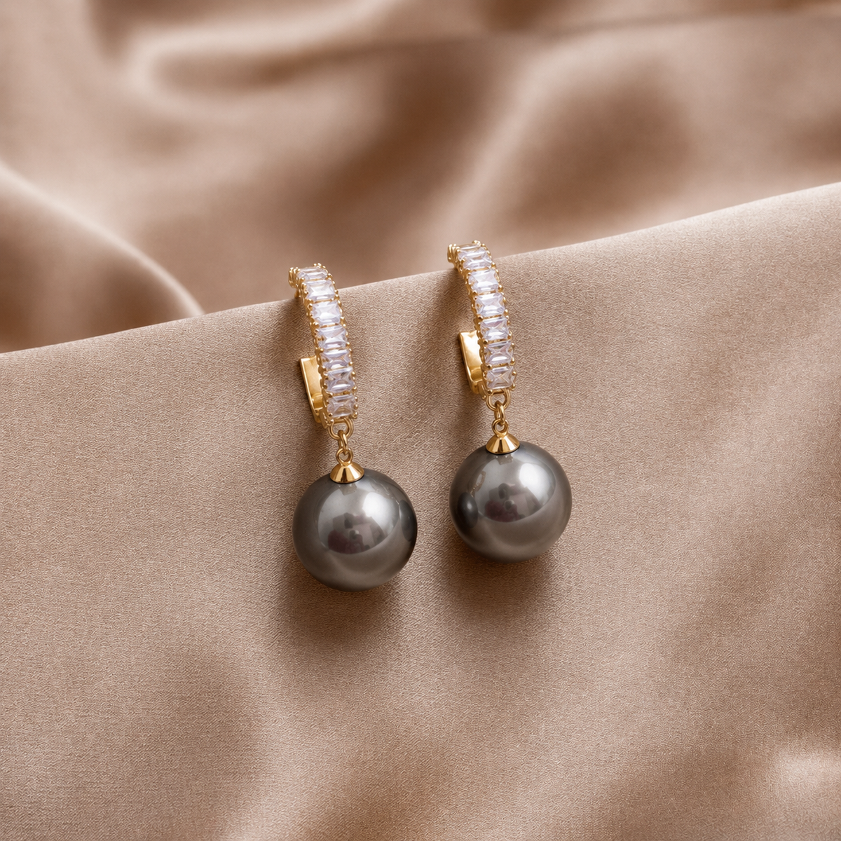 Elara - Women's Elegant Faux Pearl Drop Earrings