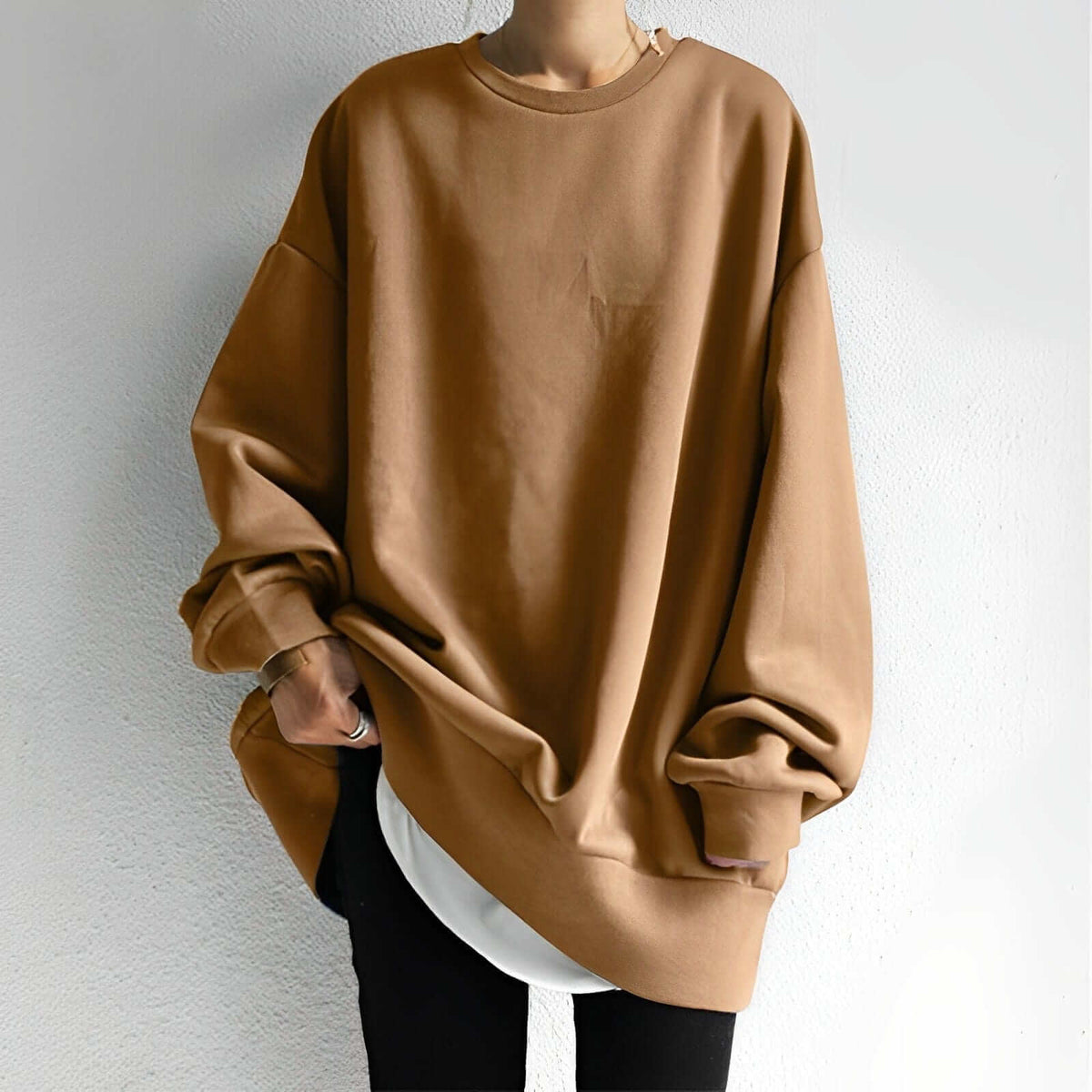Elowen - Women's Cozy Oversized Sweatshirt