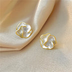 Elowyn - Women's Elegant Gold-Tone Floral Earrings