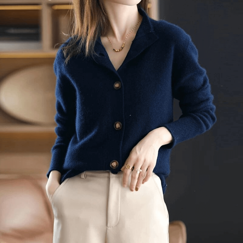 Juno - Women's Cozy Button-Up Cardigan