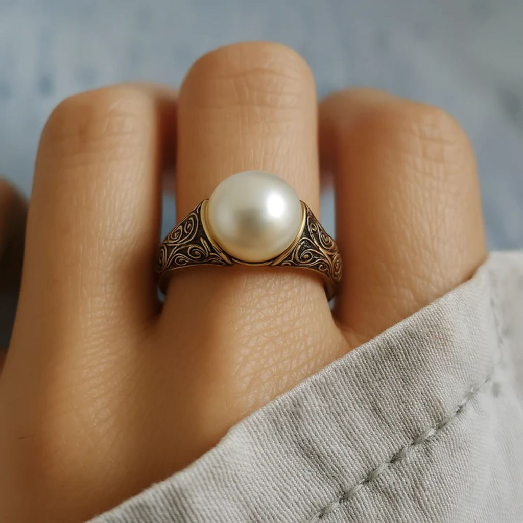 Leila - Women's Vintage-Inspired Faux Pearl Ring
