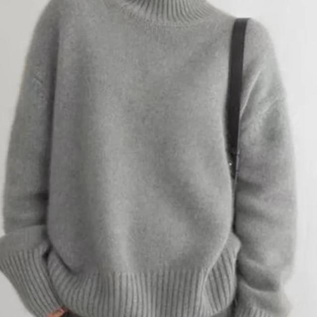 Mira | Women's Cozy Turtleneck Sweater