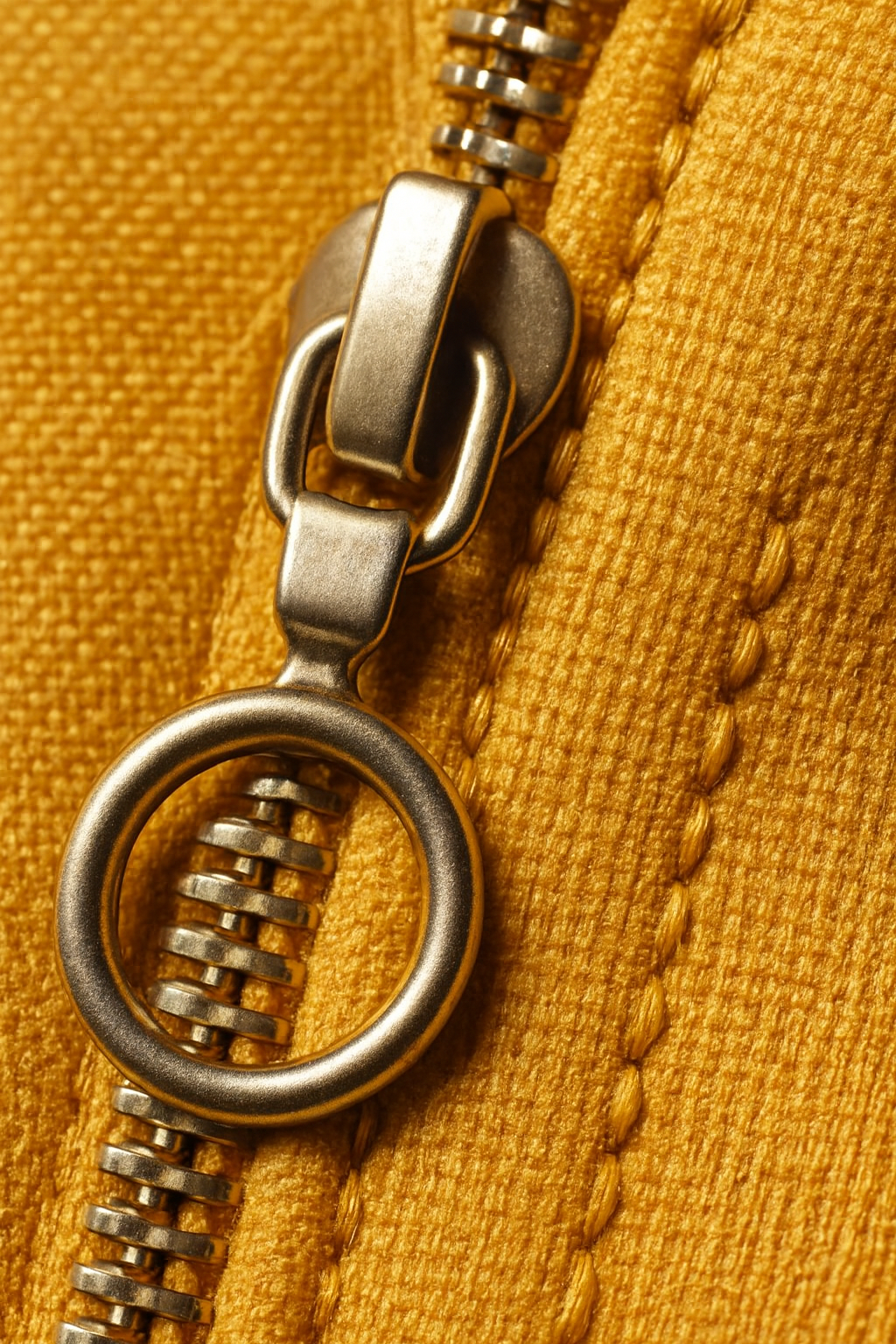 Mireille | Women's Zipped Comfort Blouse