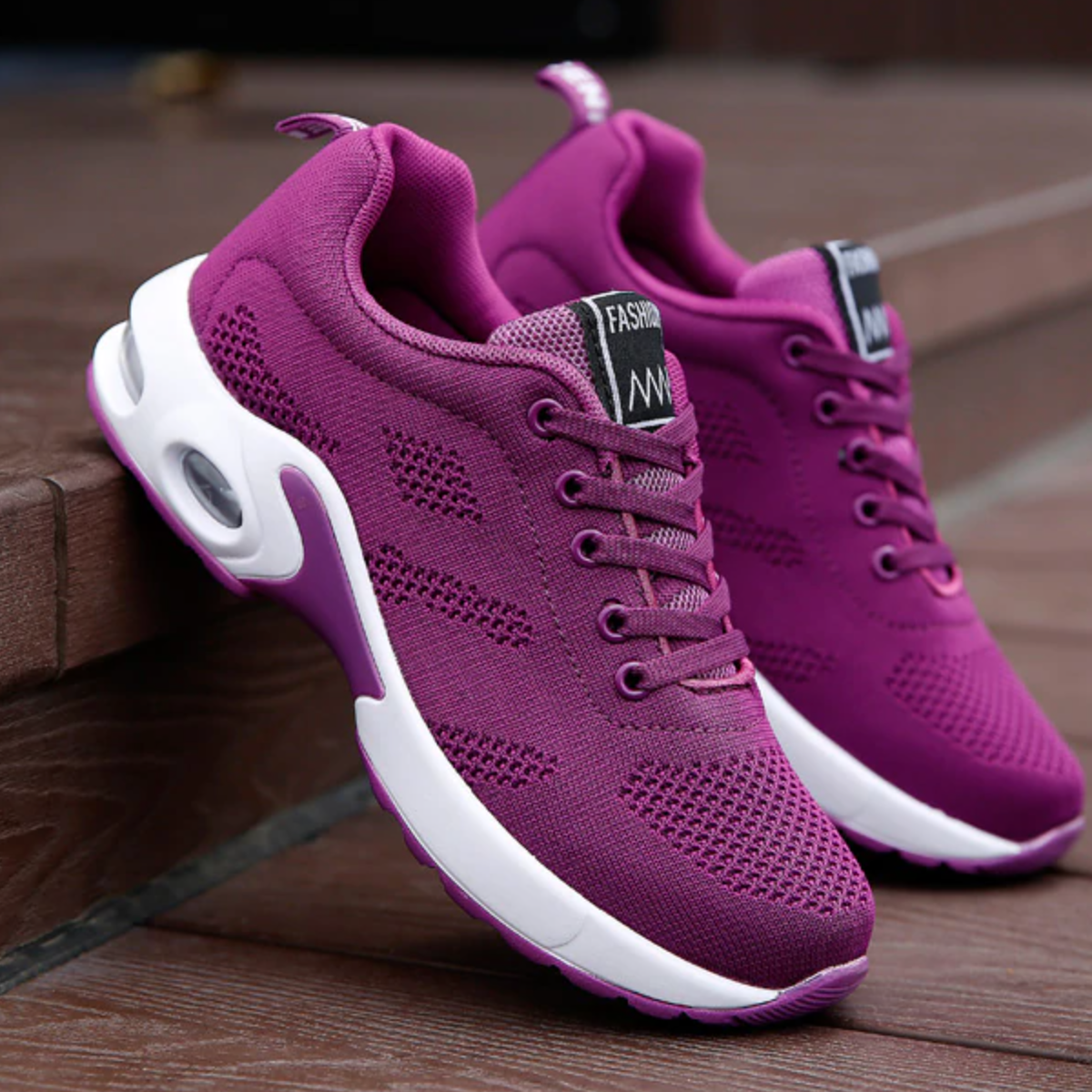Nelle - Women's Vibrant Running Shoes