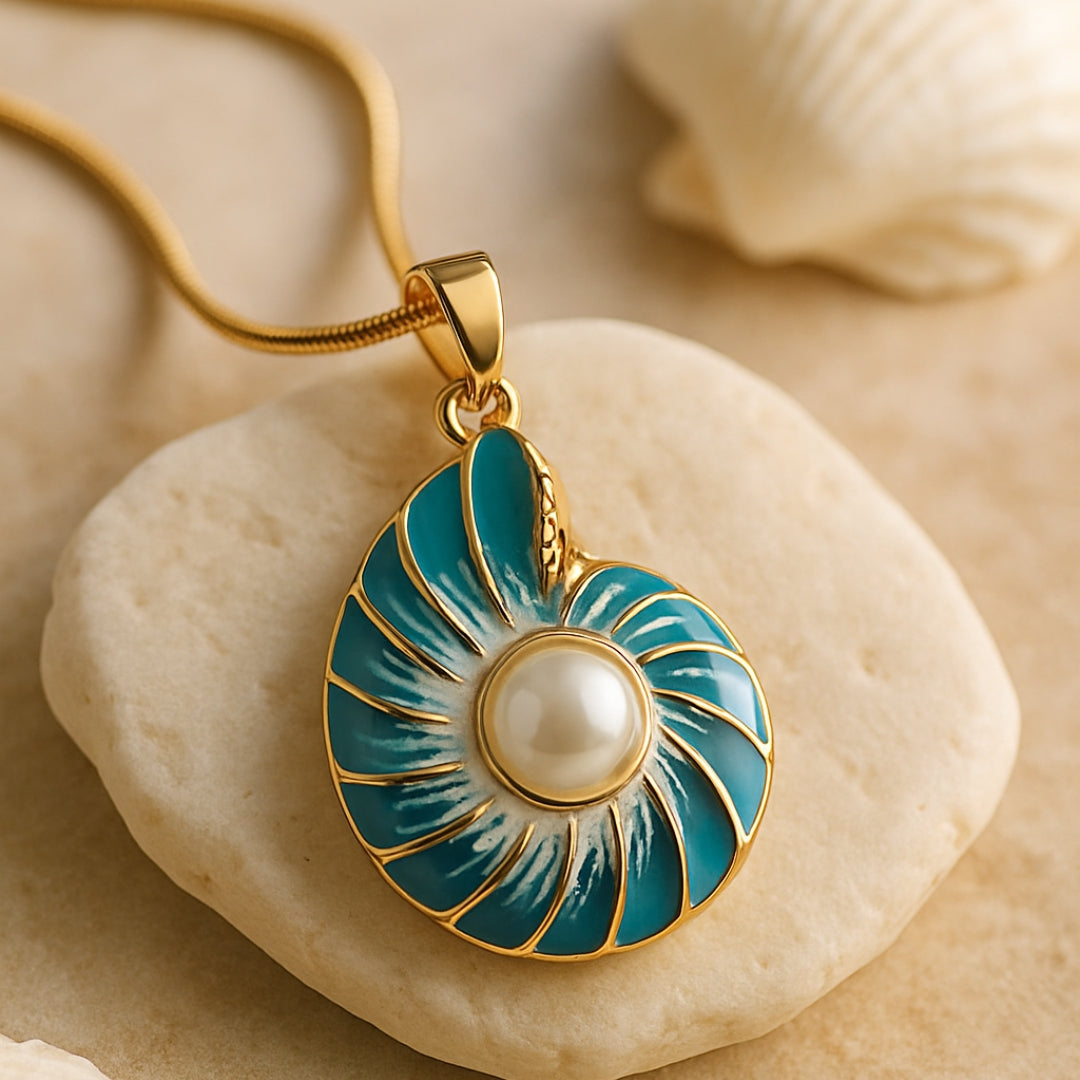 Nerida - Women's Elegant Nautilus Pendant Necklace