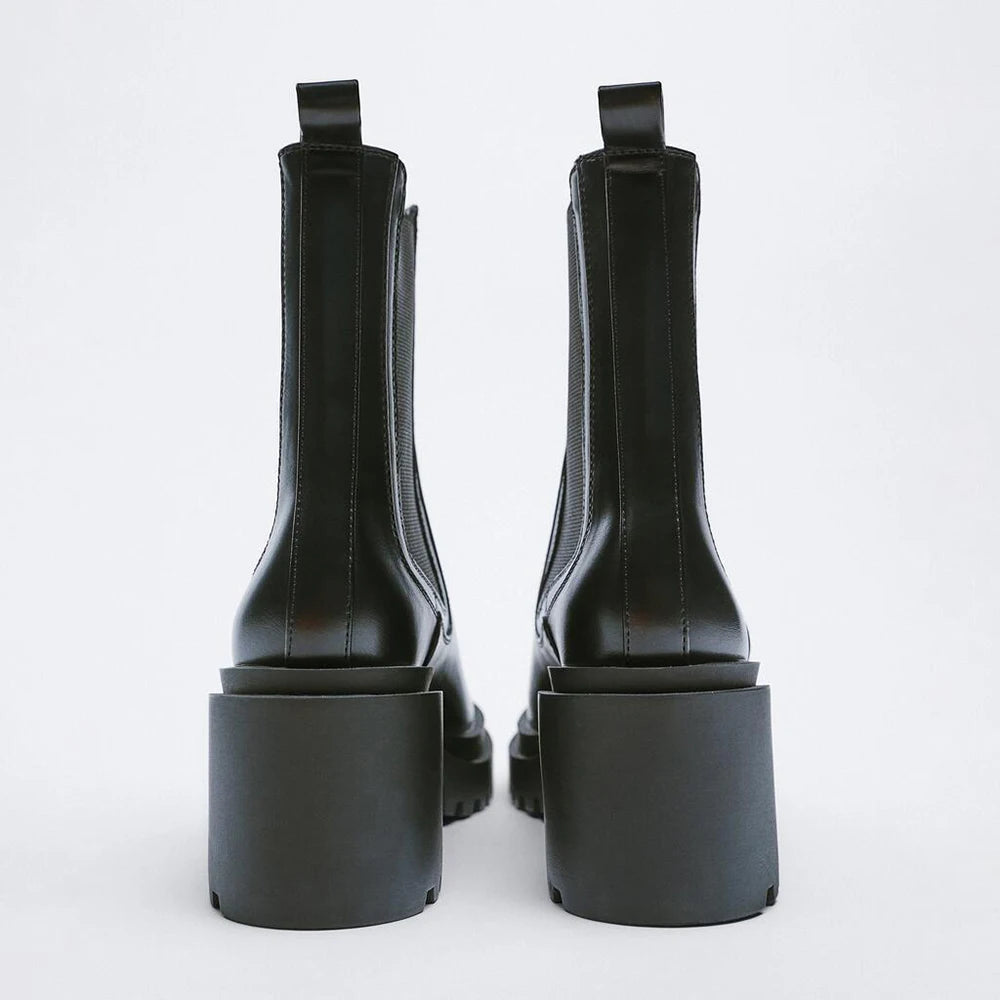 Rowan - Women's Classic Chelsea Boots with Chunky Heel