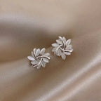 Soleil - Women's Elegant Leaf Stud Earrings