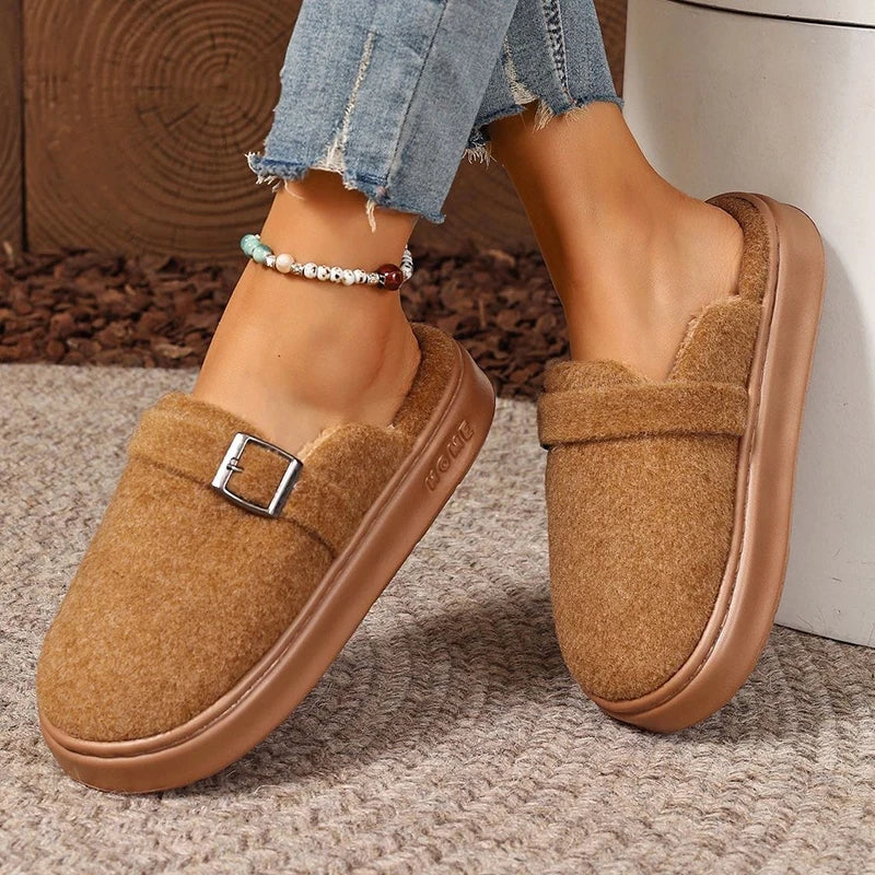 Soren | Women's Cozy Clogs with Buckle Detail