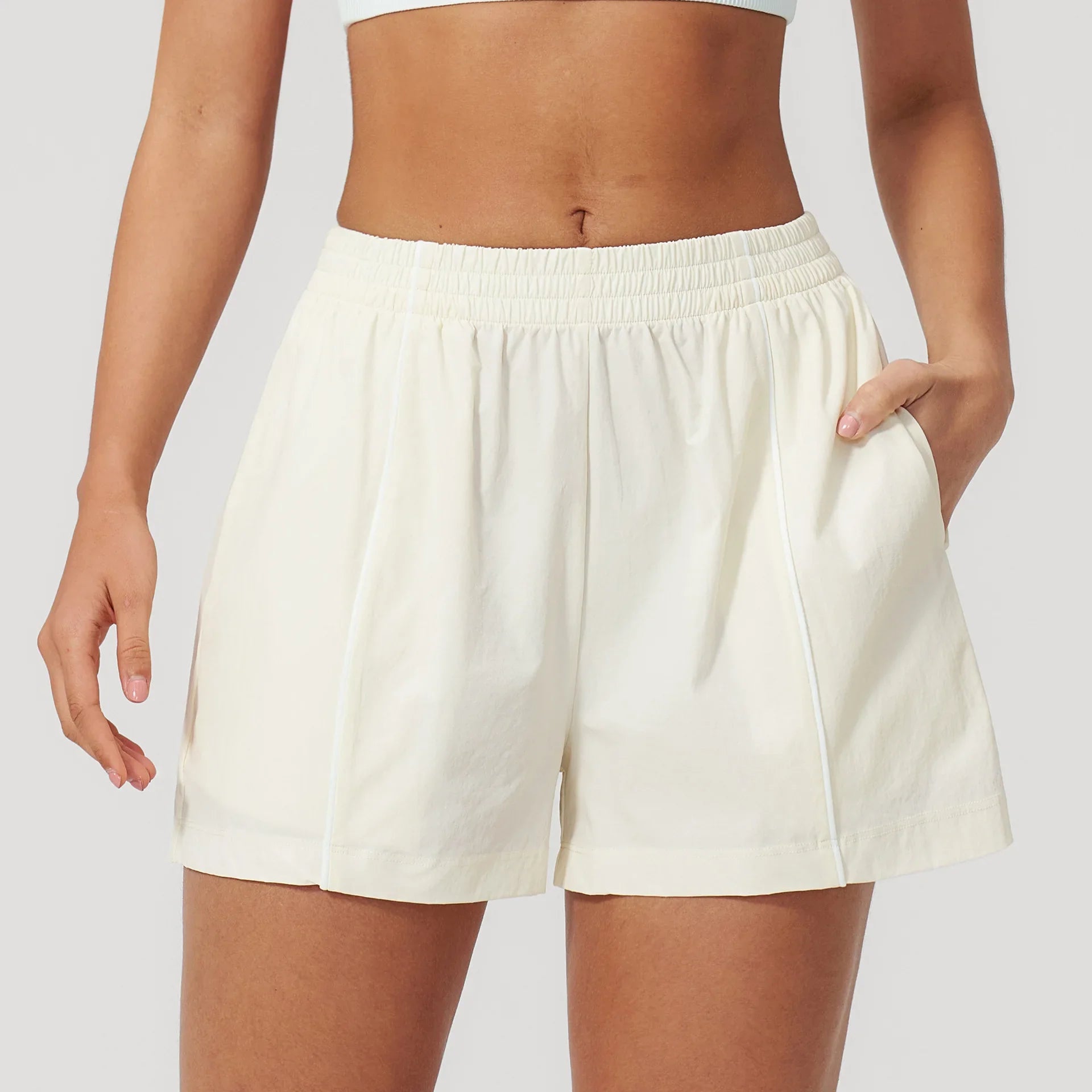 Zella | Women's Relaxed Fit Elastic Waist Shorts